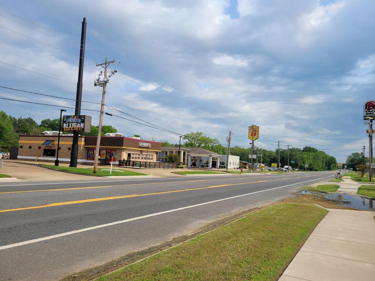 Super 8 By Wyndham Arkadelphia Caddo Valley Area Exterior foto