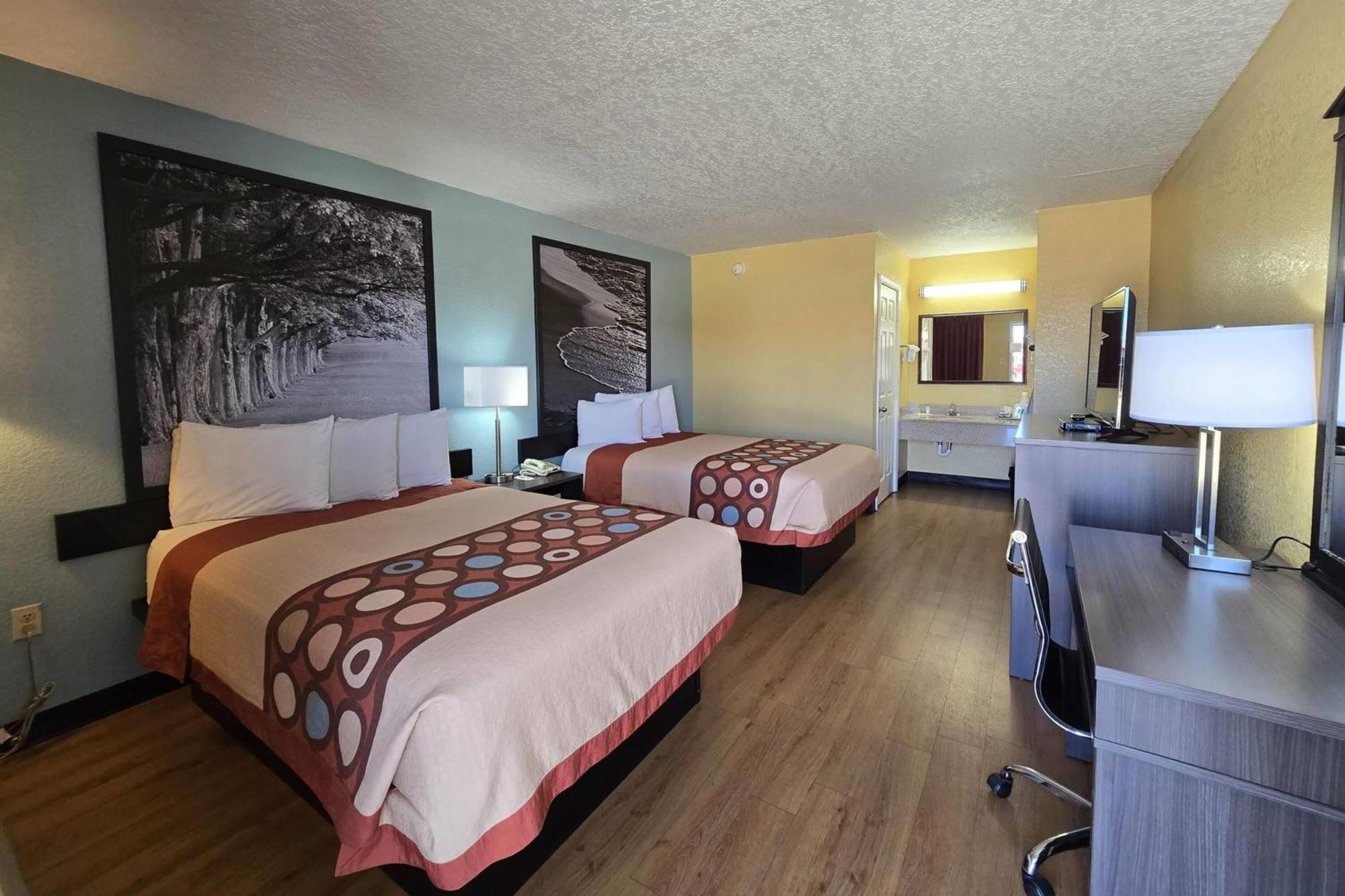 Super 8 By Wyndham Arkadelphia Caddo Valley Area Exterior foto
